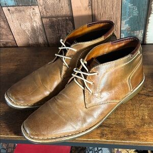 Steve Madden Classic Brown Leather Men's Chukka Boots